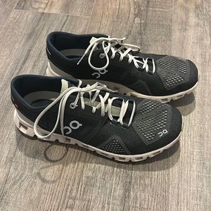 On Running Cloud X — Navy and White